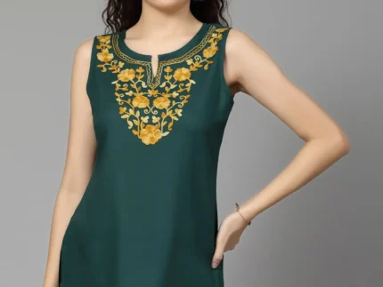 Nadia Green Sleeveless Short Kurti