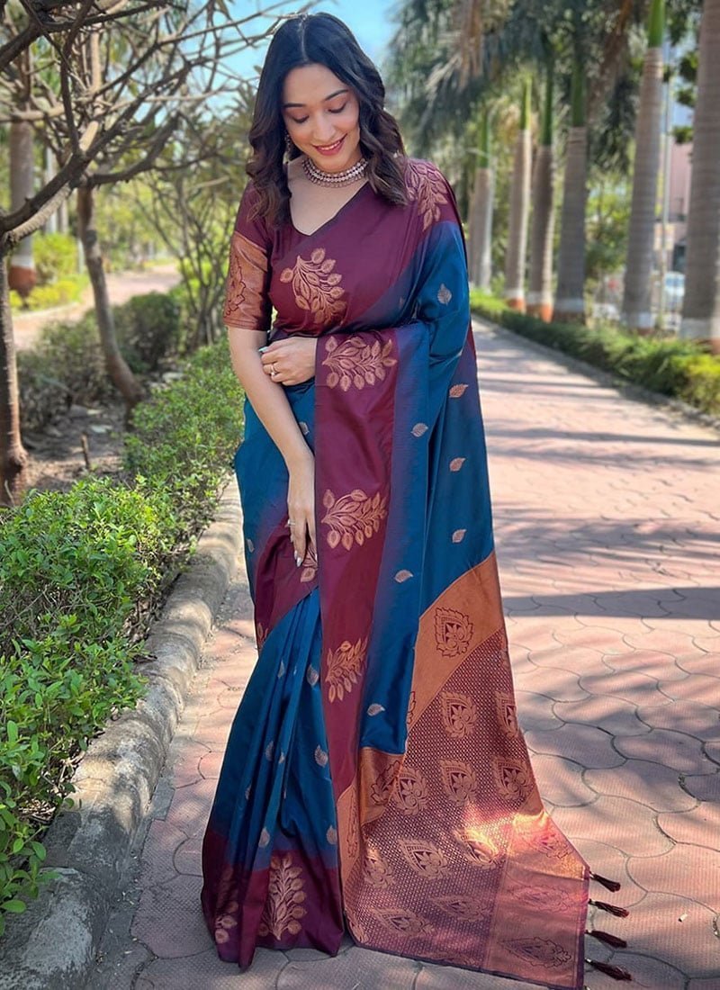 teal-banarasi-silk-zari-woven-jacquard-saree-for-festive-glamour-sasrk193560-u.jpg